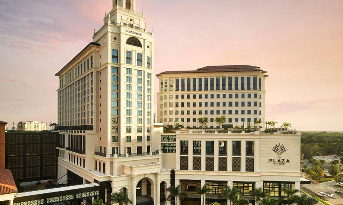 Crafts Hotel | 162 m² Hotel ∙ 127 guests