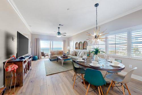 Independence Square Apartment | 182 m² Apartment ∙ 3 bedrooms ∙ 8 guests