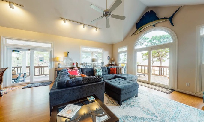 Audubon Place House | 186 m² House ∙ 4 bedrooms ∙ 14 guests