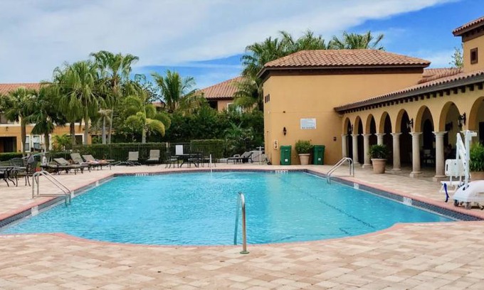 Montecito House | 195 m² House ∙ 3 bedrooms ∙ 10 guests