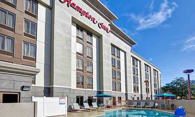 Southbank Hotel | 2-Star Hotel ∙ Hampton Inn Jacksonville - I-95 Central