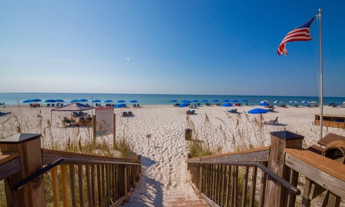 Ono Island Condo | 2000sqft Beachfront Beauty on Perdido Key.