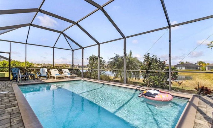 Fort Myers House | 204 m² House ∙ 3 bedrooms ∙ 8 guests