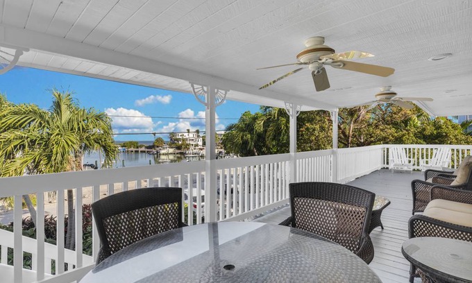 Venetian Shores House | 204 m² House ∙ 3 bedrooms ∙ 8 guests