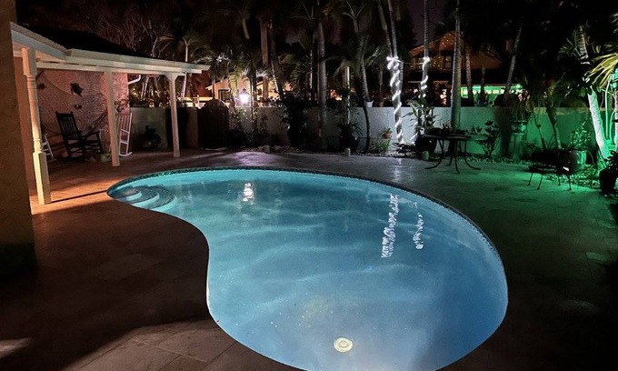 Plantation House | 242 m² House ∙ 3 bedrooms ∙ 6 guests