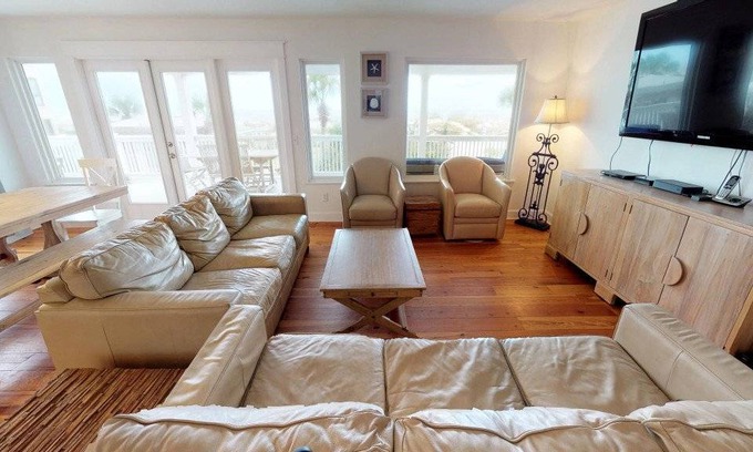 St. Augustine Beach House | 251 m² House ∙ 6 bedrooms ∙ 19 guests
