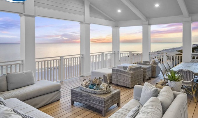 Seaside House | 253 m² House ∙ 4 bedrooms ∙ 10 guests