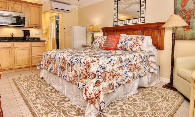 Pass-a-Grille Historic District Condo | 26 m² Condo ∙ 1 bedroom ∙ 2 guests