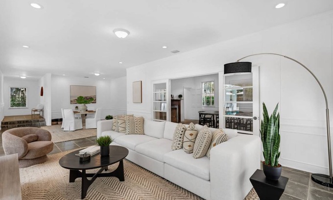 Southwest Coconut Grove House | 264 m² House ∙ 4 bedrooms ∙ 10 guests