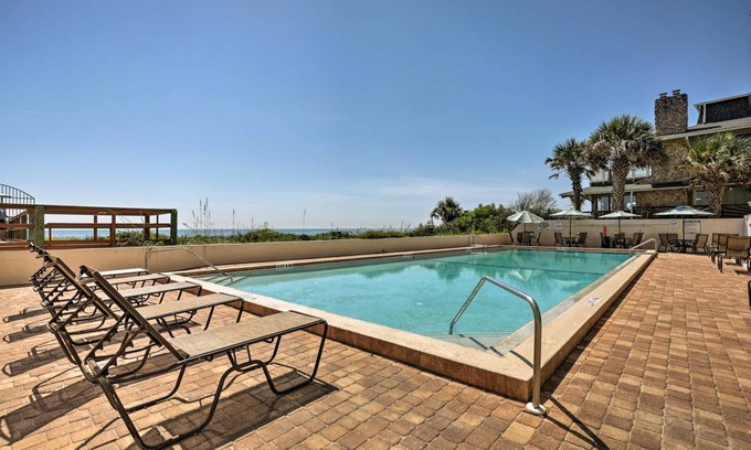 Crescent Beach Apartment | 27 m² Apartment ∙ 4 guests