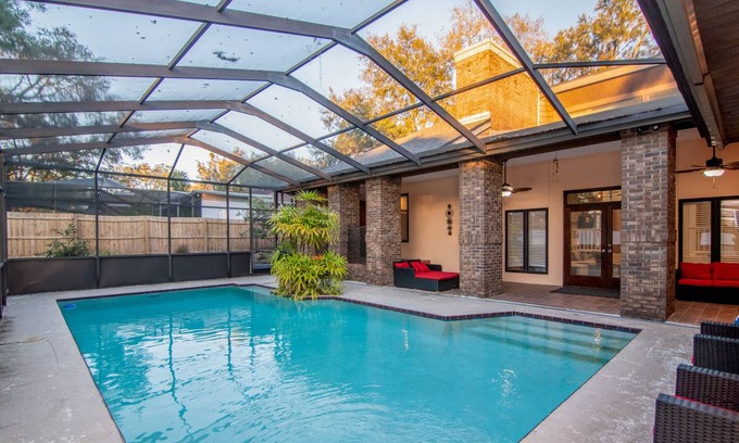 Temple Crest House | 278 m² House ∙ 4 bedrooms ∙ 8 guests