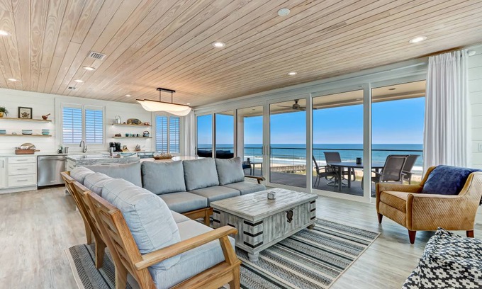 Ocean Cay House | 279 m² House ∙ 6 bedrooms ∙ 12 guests