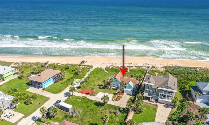 Marineland Acres House | 279 m² House ∙ 6 bedrooms ∙ 12 guests