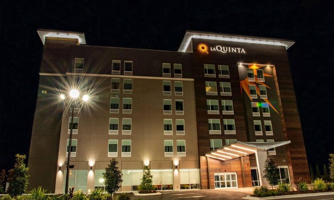 Lake City Hotel | 28 m² Hotel ∙ 127 guests