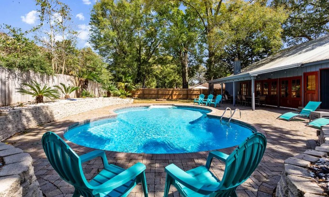 Northeast Pensacola House | 298 m² House ∙ 4 bedrooms ∙ 10 guests