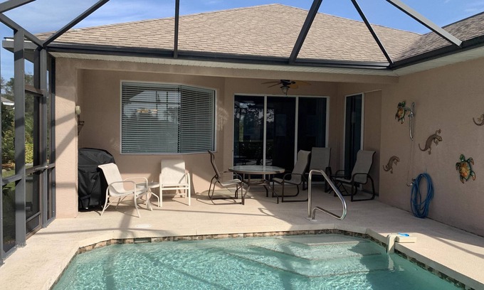 Rotonda Lakes House | 3 Bedroom 2 Bath Rotonda Pool Home