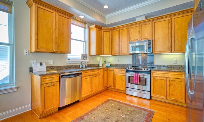 Jacksonville Beach House | 3 Bedroom 3 Bath Ocean Views Rooftop Deck Sleeps 8