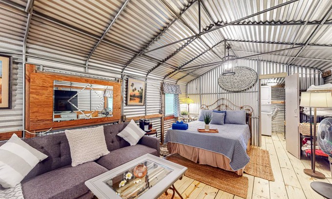 Bronson Cabin | 32 m² Cabin ∙ 1 bedroom ∙ 5 guests