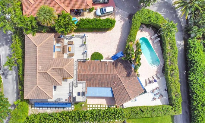 Boca Raton House | 344 m² House ∙ 4 bedrooms ∙ 10 guests