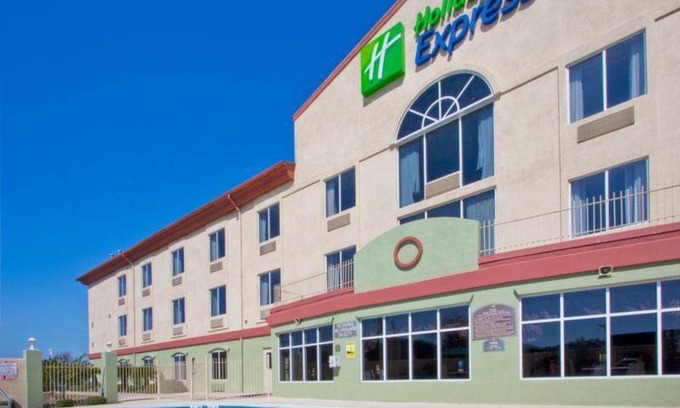 Boys Ranch Hotel | 35 m² Hotel ∙ 127 guests