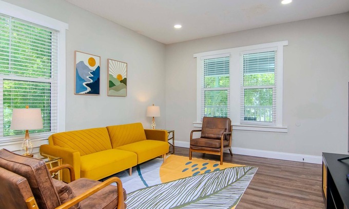 Tampa Heights Apartment | 4 Seasons Quad - Tampa Heights