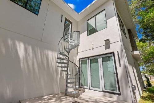North Hyde Park House | 41 m² House ∙ 1 bedroom ∙ 2 guests