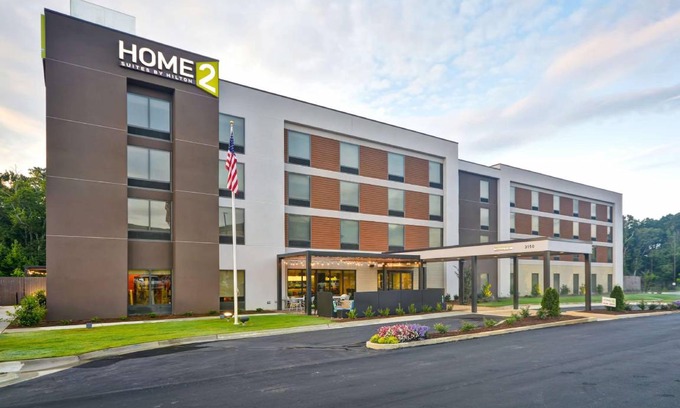 Opelika Hotel | 45 m² Hotel ∙ 127 guests