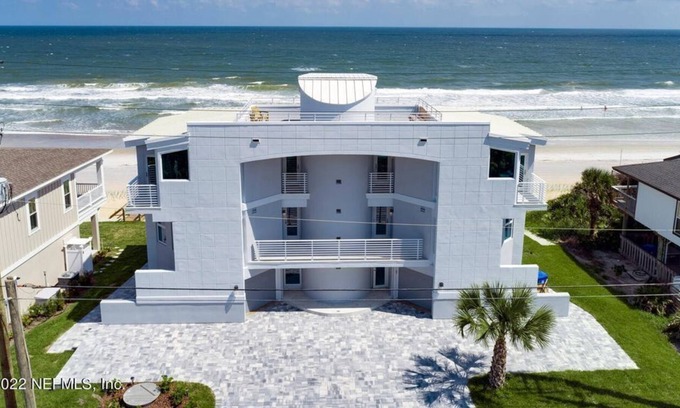 South Ponte Vedra Beach Apartment | 5 Bedroom Single family 417622 by Houzlet
