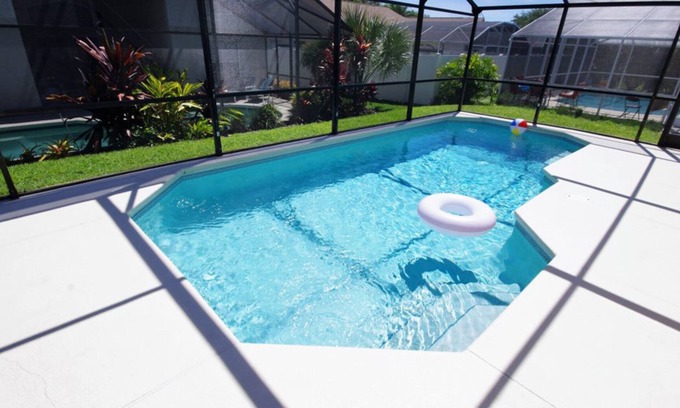 Bay Lake House | 5 Star Location, Spacious Executive Pool Home, Pet Friendly. Disney 4 miles