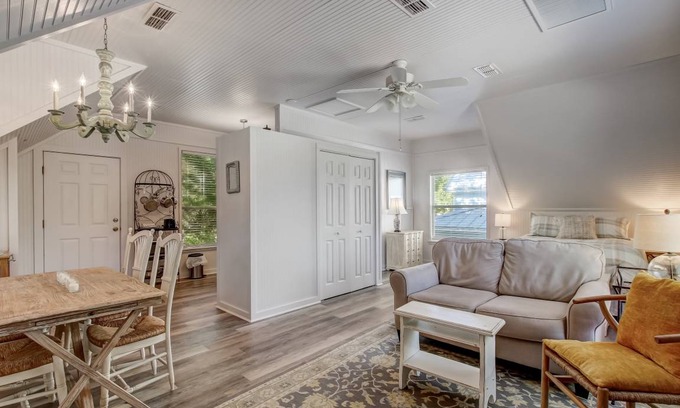 Fernandina Beach Apartment | 51 m² Apartment ∙ 1 bedroom ∙ 2 guests