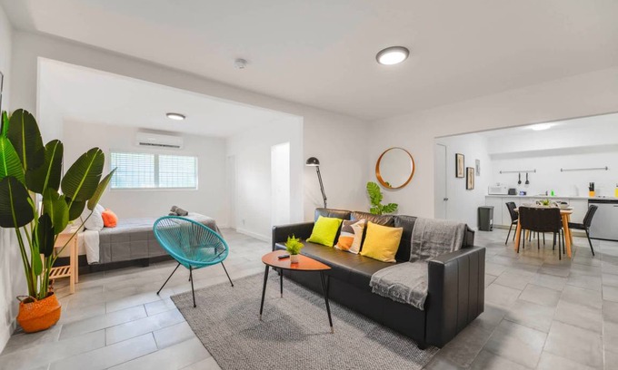 Northeast Miami Apartment | 51 m² Apartment ∙ 4 guests