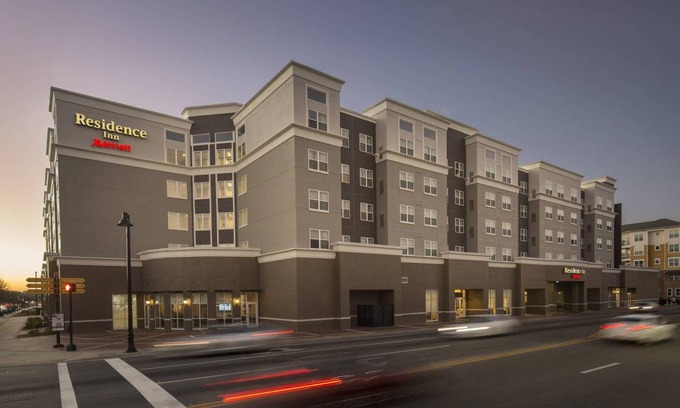 College Town Hotel | 55 m² Hotel ∙ 127 guests