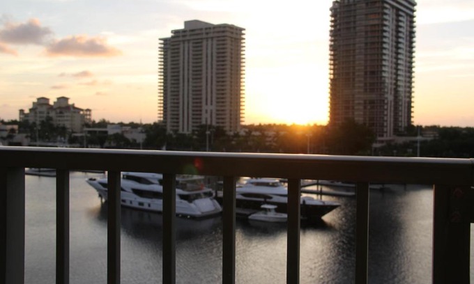 Aventura Apartment | 6-502 Amazing Water View - Three Bedrooms
