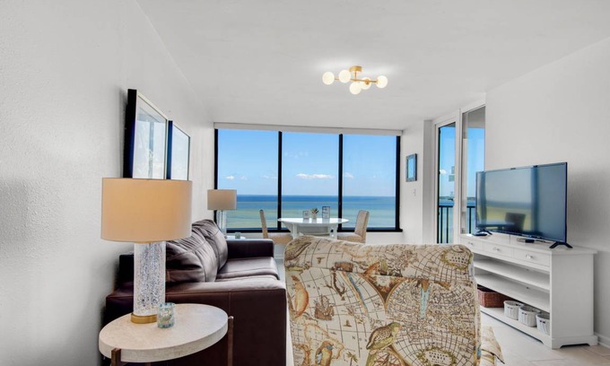Miramar Beach Condo | 65 m² Condo ∙ 1 bedroom ∙ 4 guests