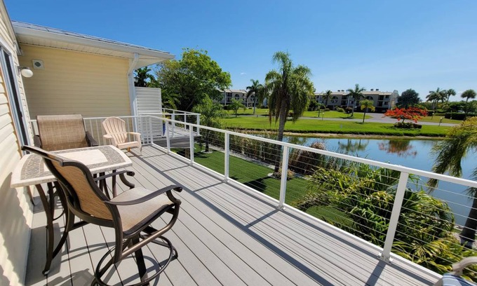 Mid Island House | 65 m² House ∙ 2 bedrooms ∙ 4 guests