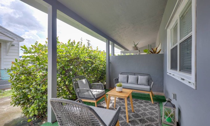 Royal Poinciana House | 65 m² House ∙ 1 bedroom ∙ 4 guests