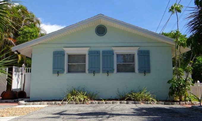 Bradenton Beach Apartment | 70 m² Apartment ∙ 2 bedrooms ∙ 4 guests