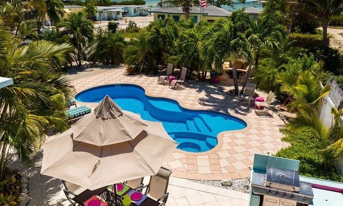Marathon House | 70 m² House ∙ 2 bedrooms ∙ 4 guests