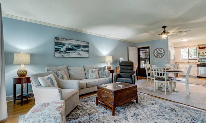 Fernandina Beach Condo | 71 m² Condo ∙ 2 bedrooms ∙ 4 guests