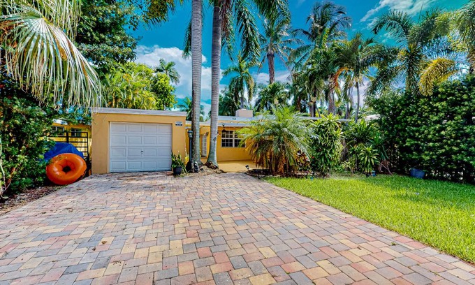 Hollywood Lakes House | 83 m² House ∙ 2 bedrooms ∙ 8 guests