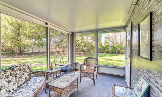 Spring Hill House | 84 m² House ∙ 2 bedrooms ∙ 6 guests