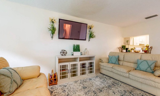 Margate House | 99 m² House ∙ 2 bedrooms ∙ 4 guests