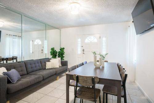 Wynwood Art District Apartment | Apartment ∙ 3 bedrooms ∙ 10 guests