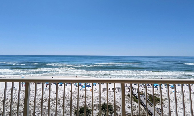 Fort Walton Beach Condo | Azure 607 | 35%+ Off Now Thru 3/1/26