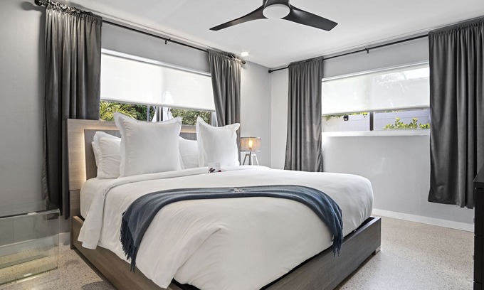 South Corals House | Beach Bliss: 10 Mins to Waves, 3BR Oasis with Pool