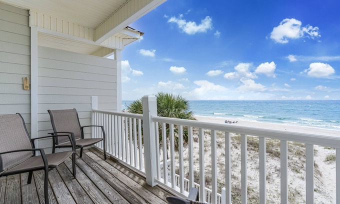 Morgantown House | Beachfront duplex with pool, tennis court, central AC & balcony - near dining