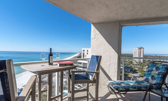 Sandestin Condo | BEACHSIDE 2 SANDESTIN BEACH FRONT 1 BR KING, NEW POOL AND HOT TUB! SUNSETS!