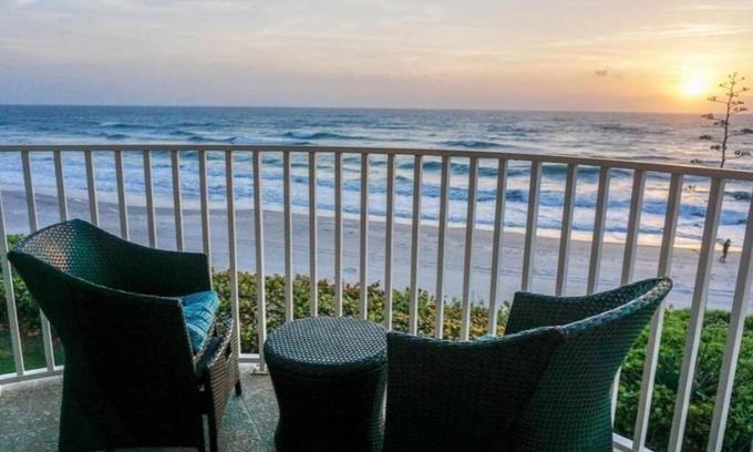 Indian Harbour Beach Apartment | Beautiful, Beachfront, Balconied 2/2 Condo
