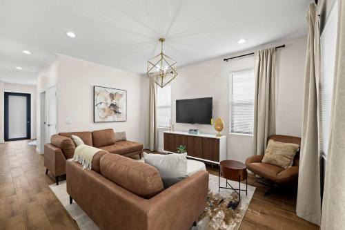 Pinecrest West Park House | Brand-New Construction Premier Tampa Bay Location