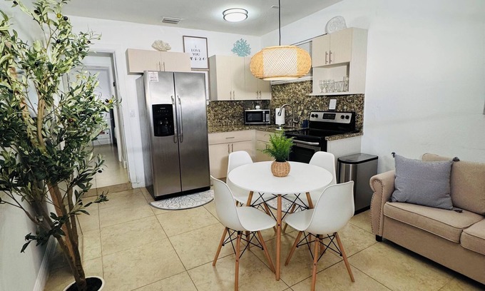 The Roads Apartment | Brickell Apartment. Free Parking. Coastal Vibes. Prime Location!